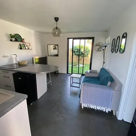 Apartment Nantes Sud Loire St Sebastien Sur Loiremaison T 2 *