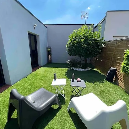 Nantes Sud Loire St Sebastien Sur Loiremaison T 2 *